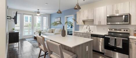 Apartment (2 Bedrooms) | Private kitchen