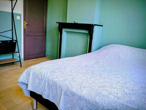 1 bedroom, WiFi, bed sheets - Le Meublé Nomade 0, Lens, SdB privée sur le palier, Bollaert (Lens)