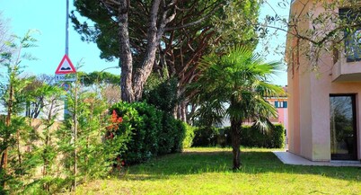 Villa 'Le Cascine 01' with Private Terrace, Private Garden and Air Conditioning