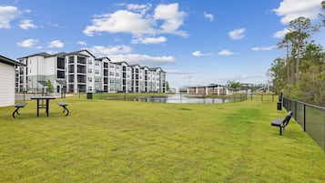 Leilighet (2 Bedrooms) | Overnattingsstedets uteområder