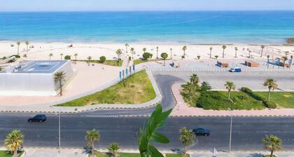 Your Perfect Beach Getaway 4BR Seafront Home with Stunning Views