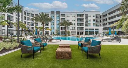 Landing Apartments Cape Coral Near Caloosahatchee