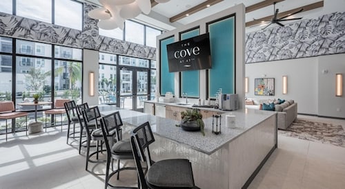 Landing Amazing 1bd, Gym, Clubhouse