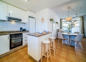 Fridge, microwave, oven, dishwasher - Santa Barbara Montgo Apartment Javea Montañar (Javea / Xàbia)