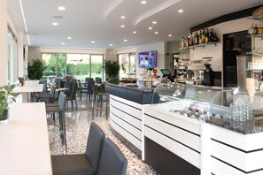 Dining - Hotel de Nac (Nago-Torbole)