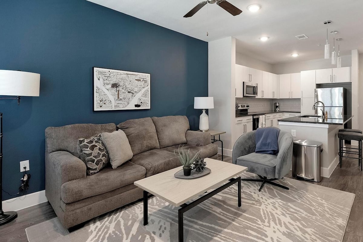 Standard Apartment (1 Bedroom) | Living area