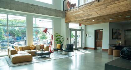 Landing Amazing Studio, Gym, Yoga Studio