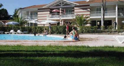 Maisonnette 2 bedrooms in residence with swimming pool 1km beach 2km center Soulac