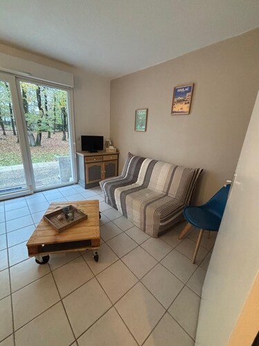 Maisonnette 2 chambres dans résidence avec piscine 1km plage 2km centre Soulac