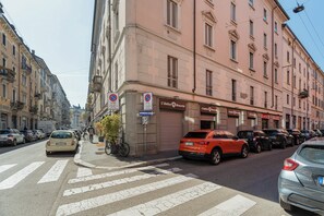 Property entrance - Brera Apartments Arco della Pace (Milan)