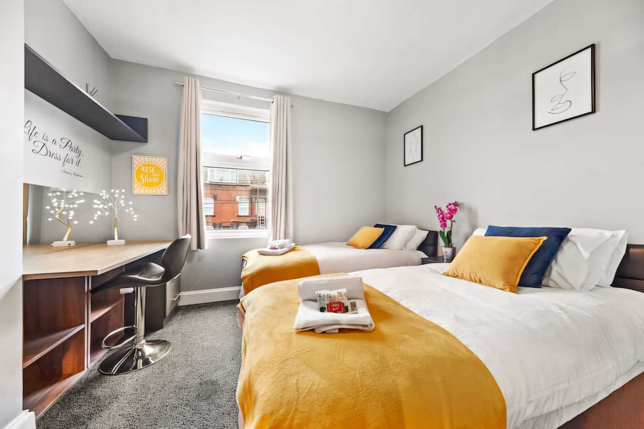 2 bedrooms, iron/ironing board, free WiFi, bed sheets