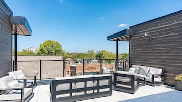 ํ
๋ผ์ค/ํํฐ์ค