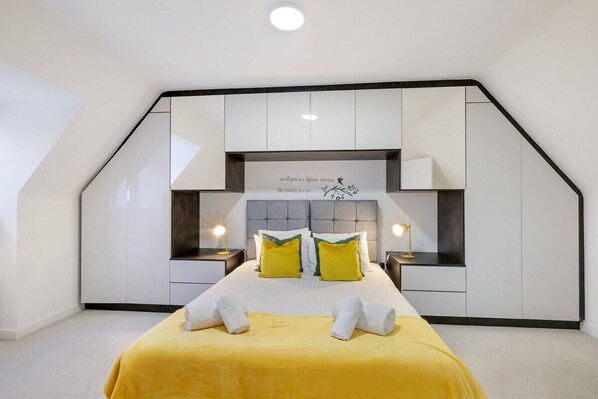 6 bedrooms, Internet
