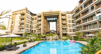 Diamond in City by wow property