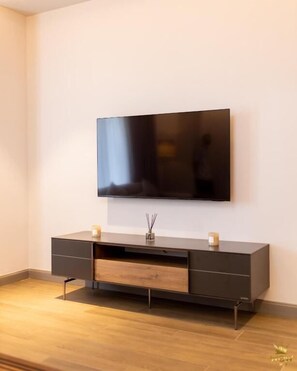 Interior - Diamond in City by wow property (Accra)