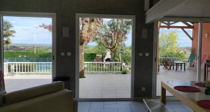 La Petite Maison in Givry