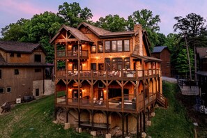 Exterior - Pool/HotTub/GameRoom/Theater/FirePit/VIEWS - Coal Camp Lodge (Sevierville)