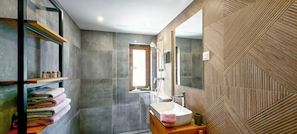 Comfort Apartment, 1 Bedroom, Pets allowed, Mountain View | Bathroom