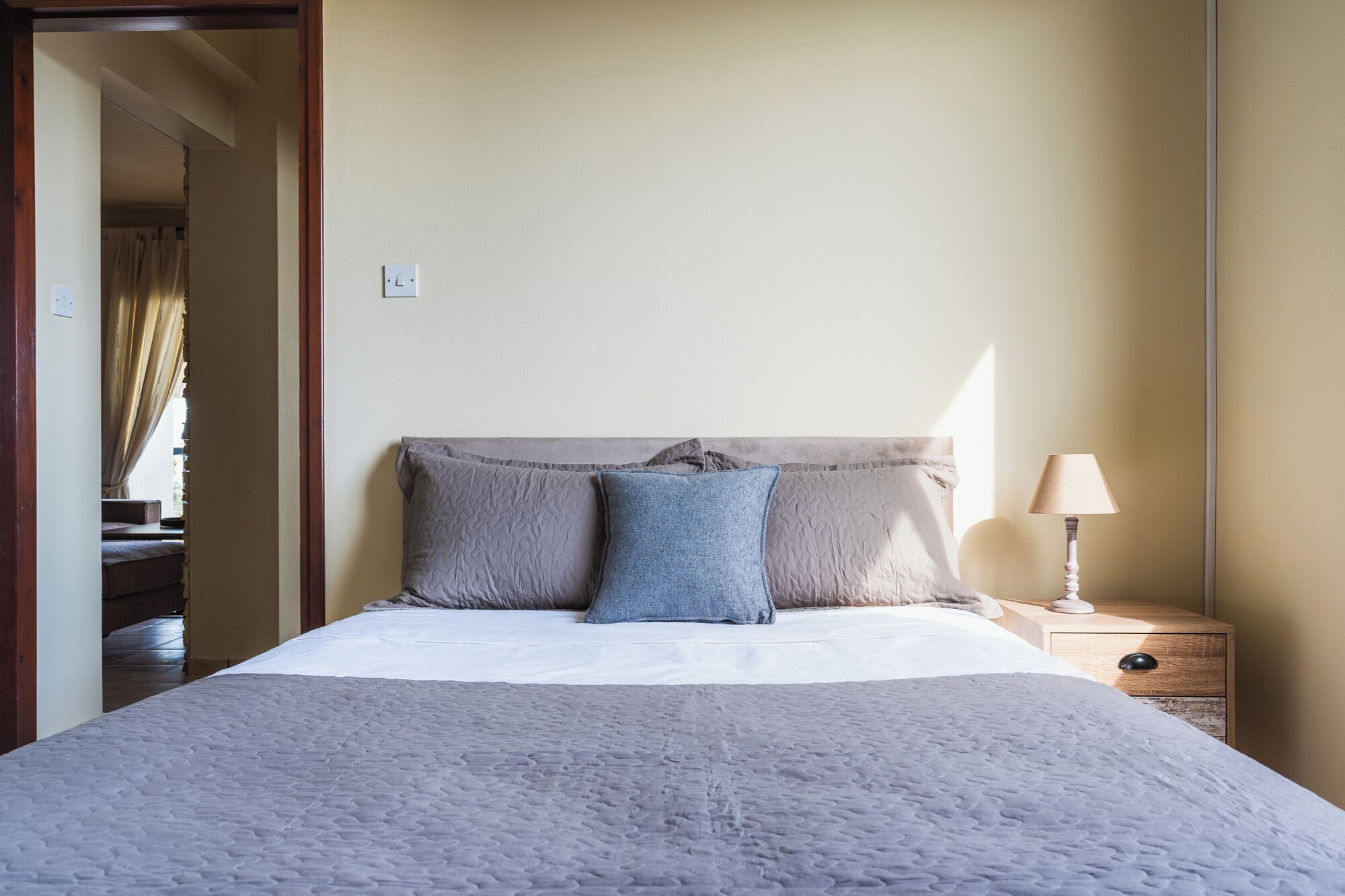 Departamento, balcón, vista a la ciudad | Escritorio, tabla de planchar con plancha y wifi gratis 