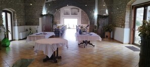 Dining - Ancient Arabian baglio with Pool and SPA in the archaeological area Palermo and Trapani (Camporeale)