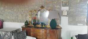 Interior - Ancient Arabian baglio with Pool and SPA in the archaeological area Palermo and Trapani (Camporeale)