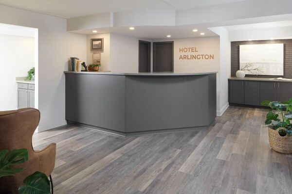Hotel Arlington - Arlington, VA