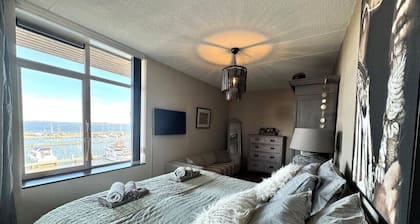 Luxe appartement | Penthouse view over het water