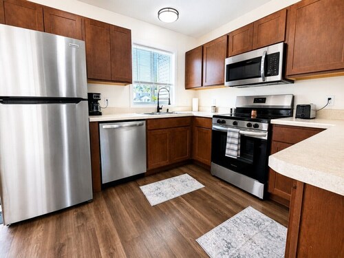 Holiday Village Townhomes – Unit 4