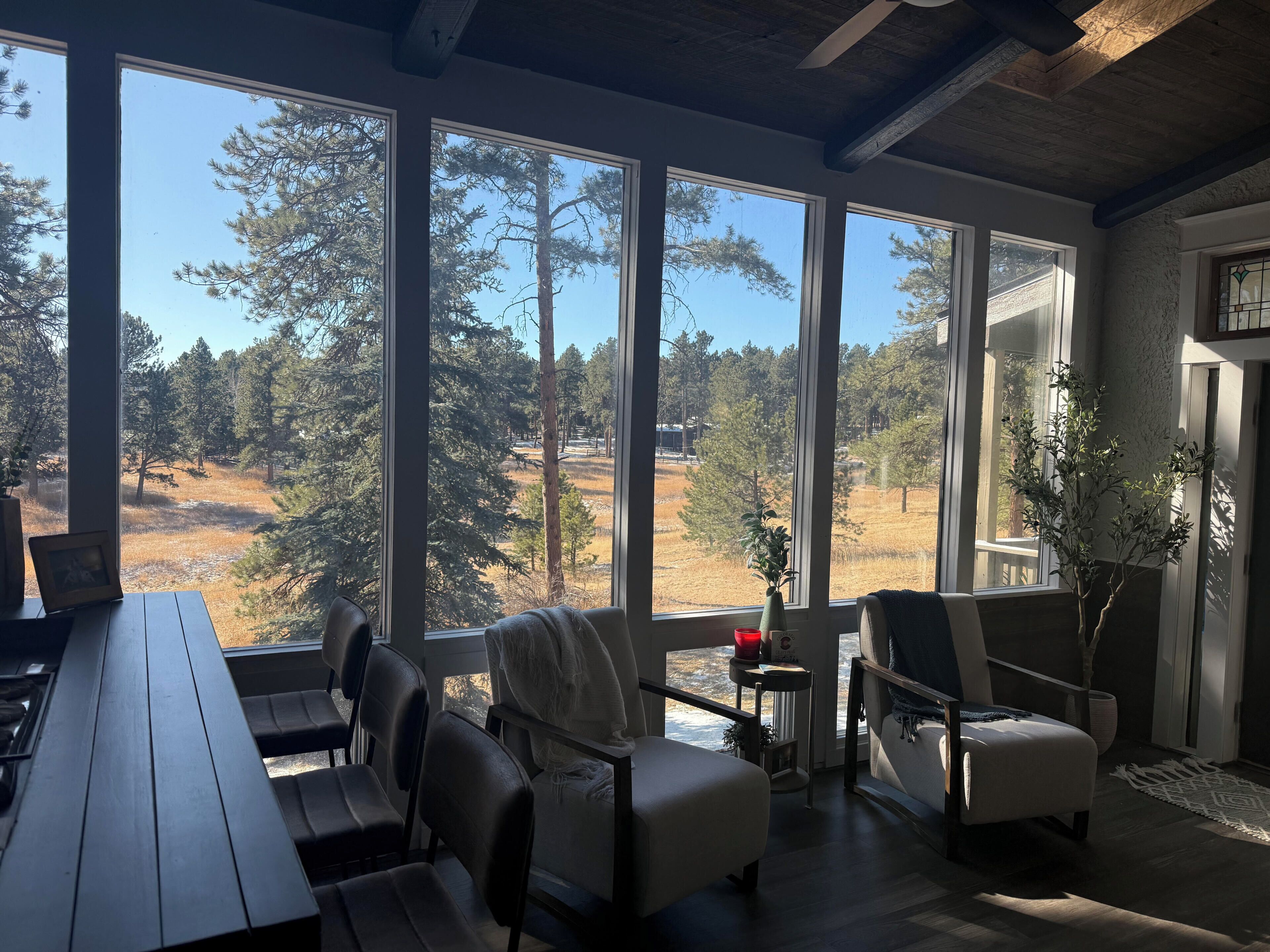 المنشأة من الداخل