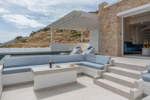 Villa 'Aqua Blue 1' with Sea View and Private Pool