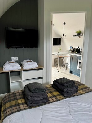 Room - Newmore Highland Pods (Invergordon)