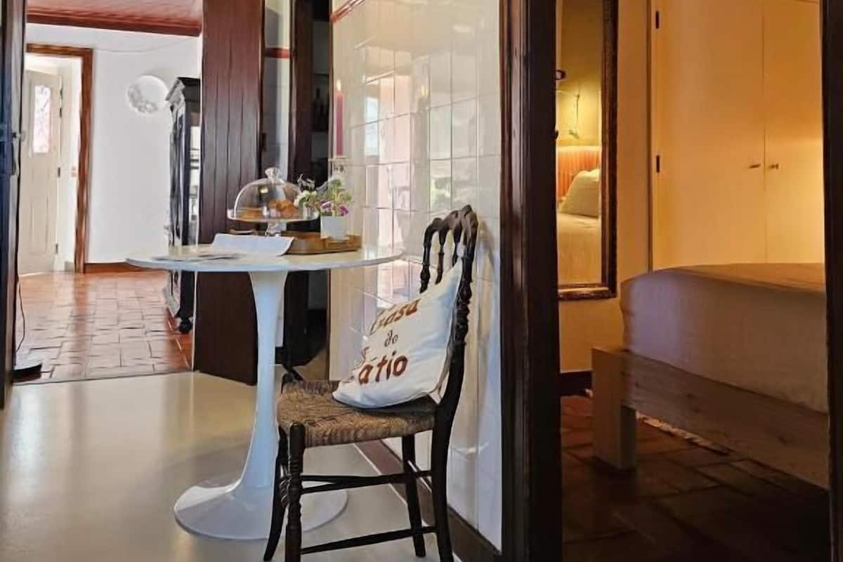 Deluxe House, Garden View