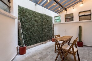 Dining - 1BR Apartment with Patio (Ciudad de mexico)