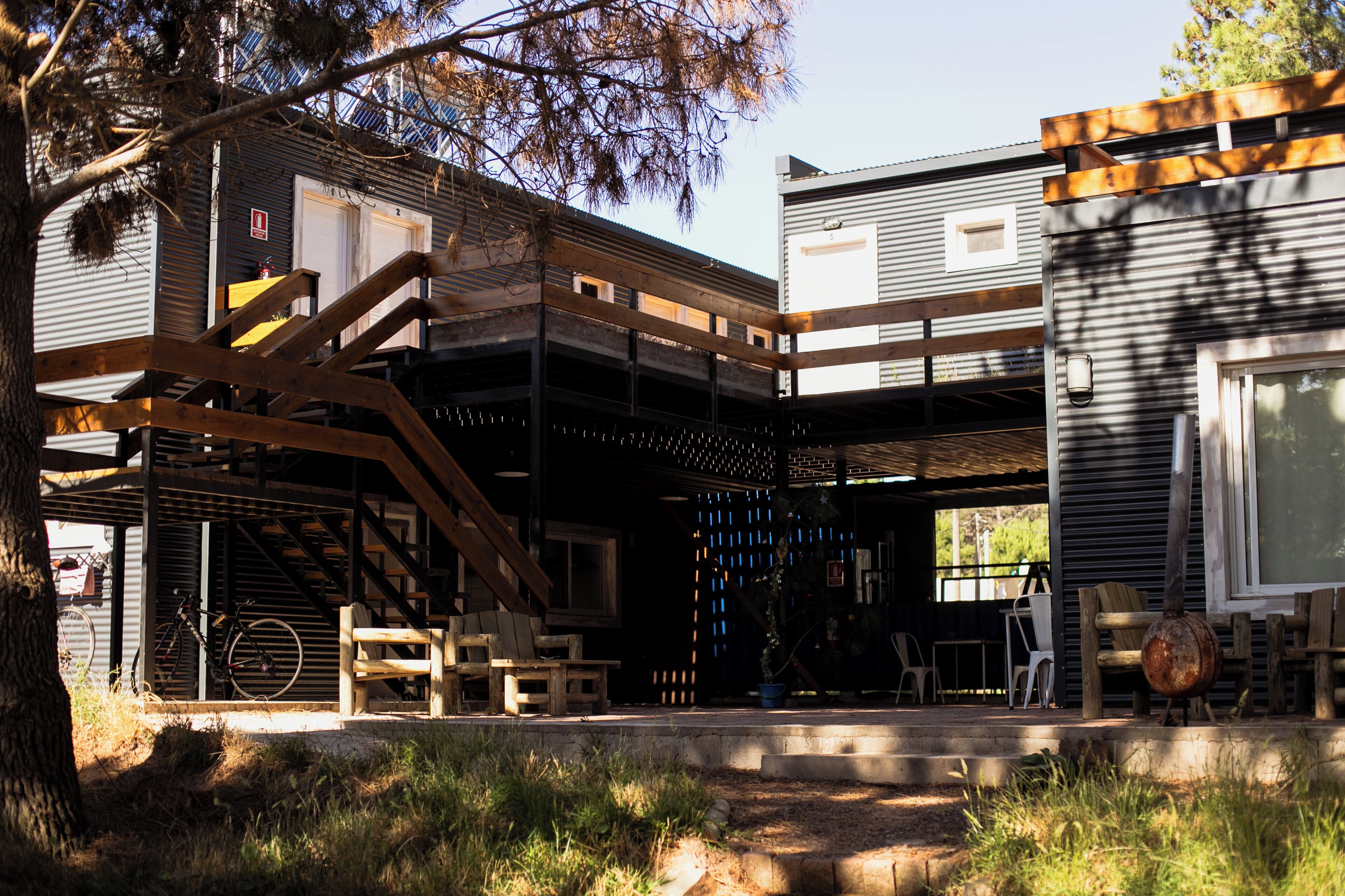 المنشأة من الخارج