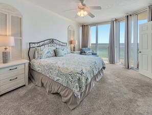 2 bedrooms, iron/ironing board, WiFi, bed sheets - Vitamin Sea at The Pearl (Navarre Beach)