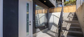 Bus Stop Right Out Front, Natural Light, Gas Stove