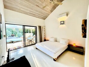 3 bedrooms, iron/ironing board, free WiFi, bed sheets - Spacious Jungle Villa nr Tamarindo w big pool - Perfect for Retreats (Tamarindo)
