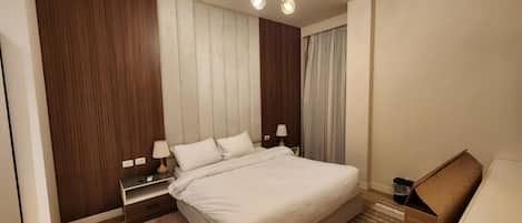 Comfort Apartment, Private Bathroom, City View | Laptop workspace, iron/ironing board, free WiFi