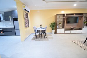 Dining - A cosy and well presented 2 bedroom apartment (JXR2+94H, Sakumono)