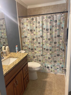 Bathroom - Casa Azul - Home w/fenced yard (Buda)