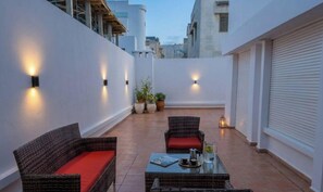 Terrace/patio - RARE à Casa  2BR  | Terrasse XXL | Parking Inclus (Casablanca)