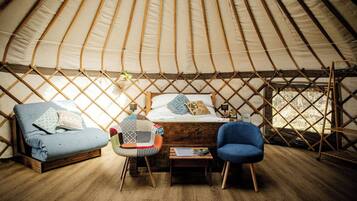 Cockle Yurt | Interior