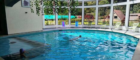 Piscine couverte
