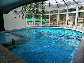 Piscina interna