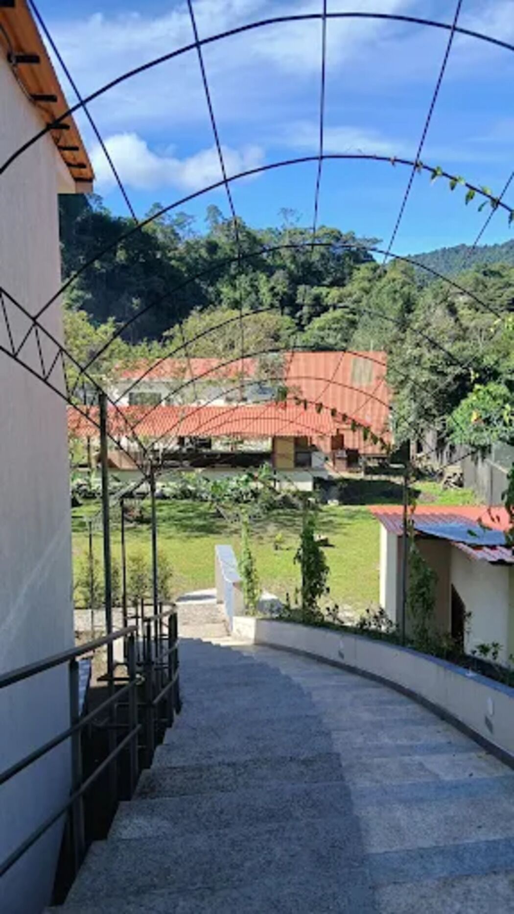 Khuôn viên nơi lưu trú