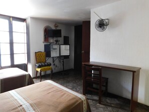 Kamar Double atau Twin Klasik, pemandangan kota