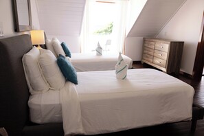 2 chambres, fer et planche à repasser, Wi-Fi, draps fournis
