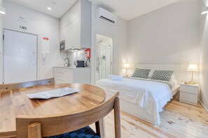 1 bedroom, in-room safe, desk, iron/ironing board - FindMe inPorto Bonfim 1T (Porto)