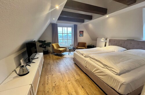 Hotel Five Rooms