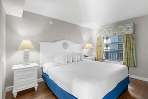 Room - Family Bedroom Suite w/ Beach Access & Private Balcony for Ultimate Relaxation (Myrtle Beach)